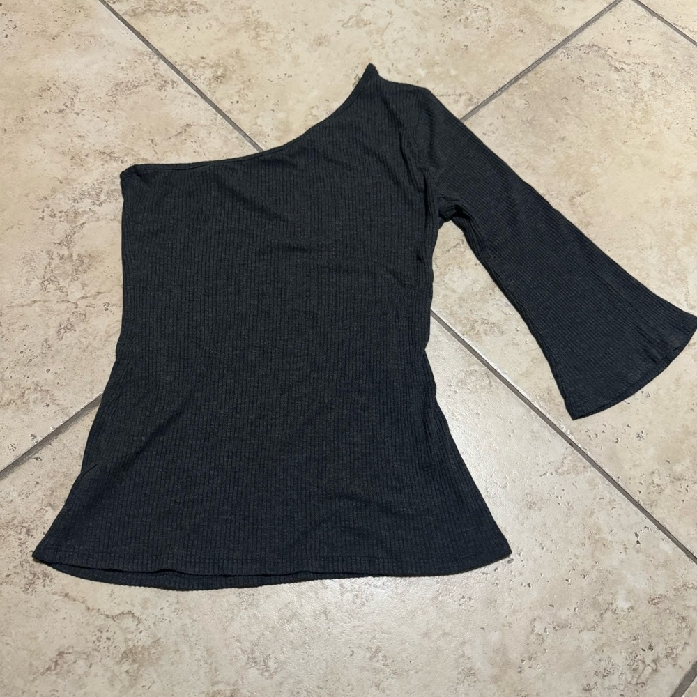 Dark Grey Off-Shoulder Ribbed Top - Picture 4 of 4